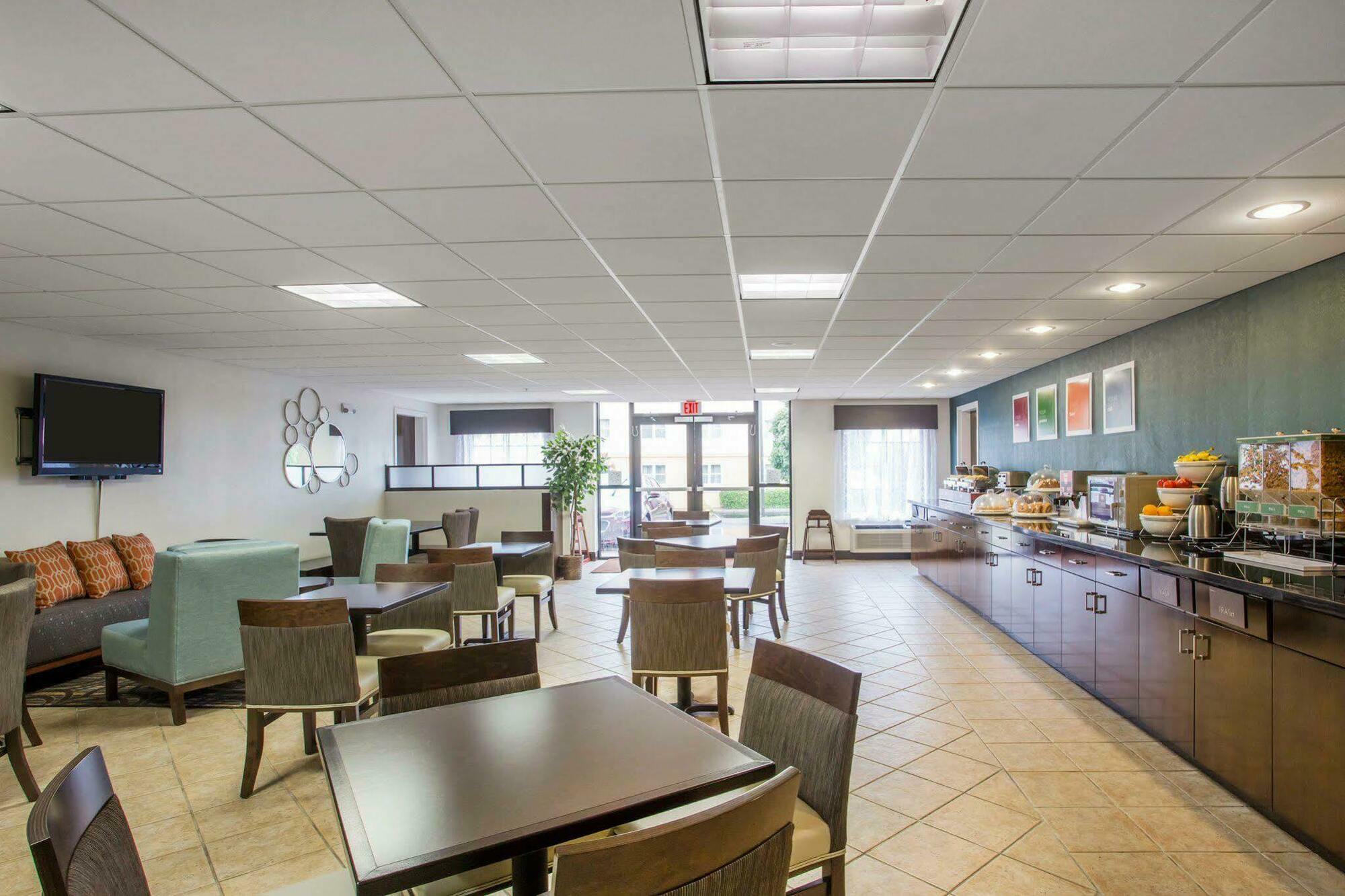 Comfort Suites Lebanon Exterior foto